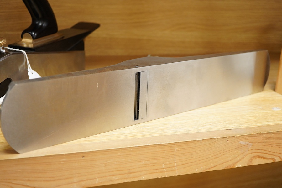 A Veritas No.6 jointer plane